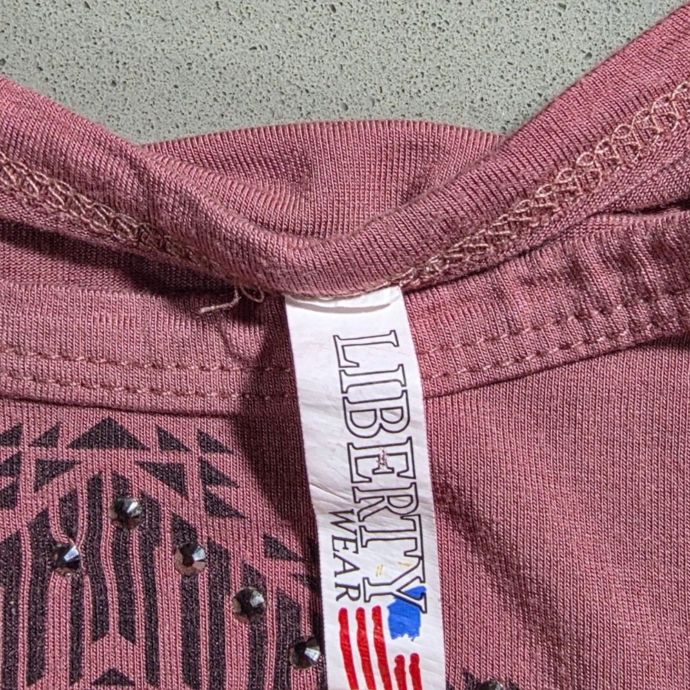 Liberty Wear Womens Mauve Cold Shoulder Tribal‎ Graphic Rhinestone Top 2XL - Picture 8 of 9